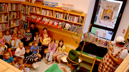 Pravljično popoldne 2025 (foto T. Kosec)